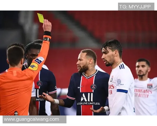 内马尔回归巴黎圣日耳曼，法甲又添疑云