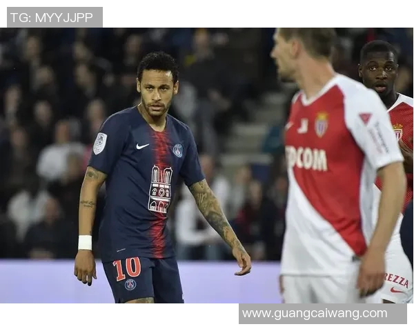 内马尔步入法甲巅峰,巴黎圣日耳曼夺得联赛冠军 内马尔步入法甲巅峰,巴黎圣日耳曼夺得联赛冠军