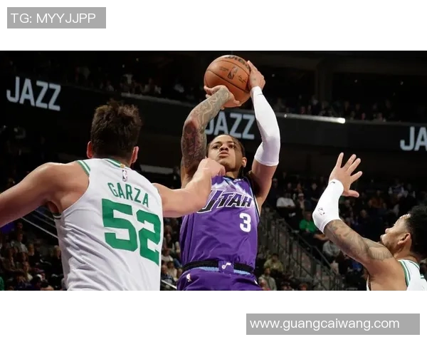 凯尔特人大胜爵士，布朗28分领袖全场