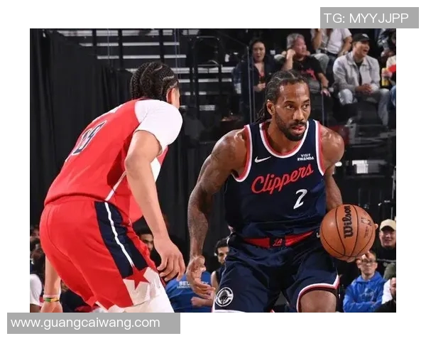 莱昂纳德砍下30分，快船横扫湖人，篮球盛宴引爆洛杉矶