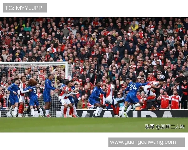 英超联赛延期或取消？球迷担忧赛季命运，俱乐部面临巨大损失